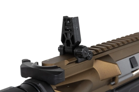 Karabinek ASG Specna Arms RRA SA-E24 HAL ETU™ Chaos Bronze z pomarańczowym urządzeniem wylotowym
