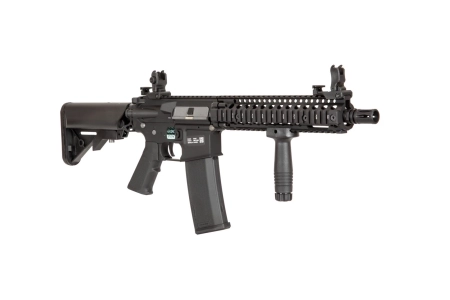 Replika karabinka Specna Arms Daniel Defense® MK18 SA-E19 EDGE™ HAL2 ™ Czarna