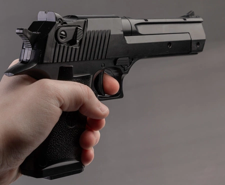 Replika sprężynowa pistoletu C20+