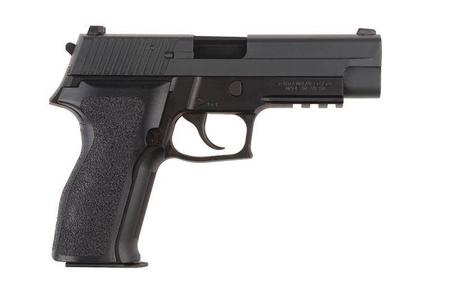 Replika pistoletu E2