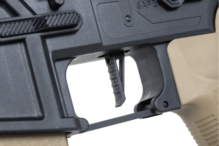 Karabinek ASG Specna Arms SA-F04-RL FLEX™ Light Ops Stock/ New Receiver HAL ETU™ Gen. 2 Half-Tan