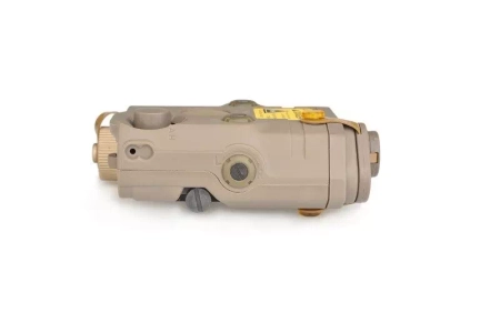 Pojemnik na akumulator - replika AN/PEQ-15 - dark earth