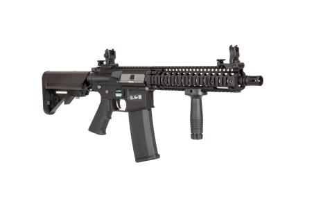 Replika karabinka Specna Arms Daniel Defense® MK18 SA-E19 EDGE™ HAL2 ™ Czarna