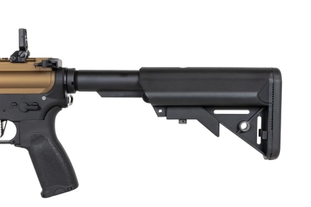 Karabinek ASG Specna Arms RRA SA-E24 HAL ETU™ Chaos Bronze z pomarańczowym urządzeniem wylotowym