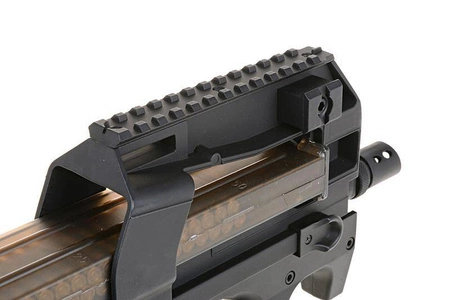 Replika pistoletu maszynowego FN P90