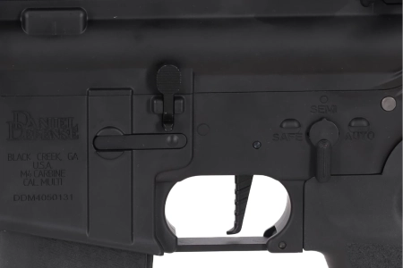 Karabinek ASG Specna Arms Daniel Defense® RIS III 12.5'' SA-E28 EDGE™ HAL 2™ ETU Gen. 2 Czarny