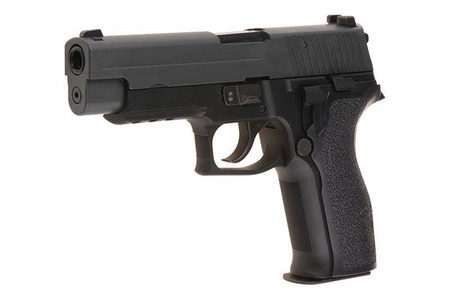 Replika pistoletu E2