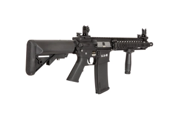 Replika karabinka Specna Arms Daniel Defense® MK18 SA-E19 EDGE™ HAL2 ™ Czarna