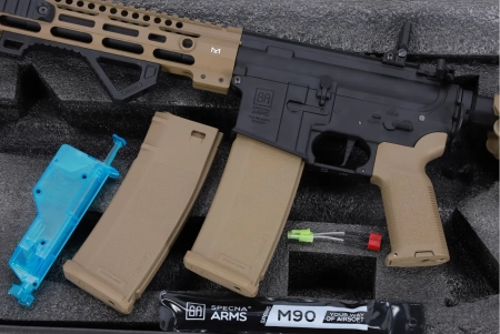 Karabinek ASG Specna Arms SA-E20 EDGE™ HAL 2 ETU Gen. 2 Half-Tan