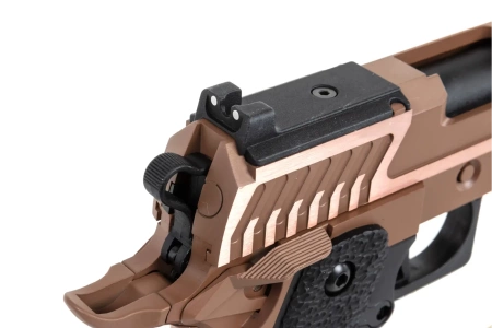 Pistolet ASG SRC Sahara Viper DUAL POWER z walizką transportową i magazynkiem CO2 Flat Dark Earth