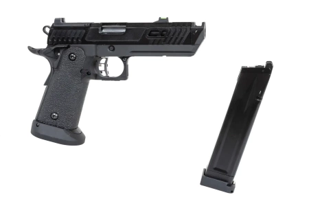 Pistolet ASG SRC Dark Viper DUAL POWER z walizką transportową i magazynkiem green gas Czarny