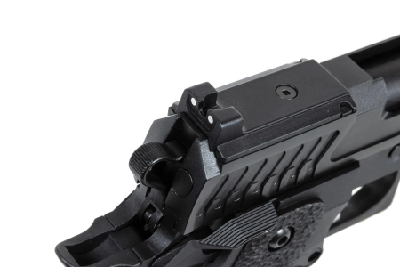 Pistolet ASG SRC Dark Viper DUAL POWER z walizką transportową i magazynkiem CO2 Czarny