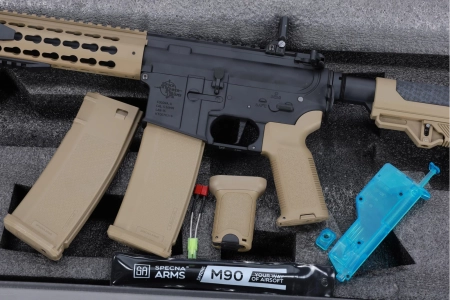 Karabinek ASG Specna Arms RRA SA-E07 EDGE™ HAL 2 ETU Light Ops Stock Gen. 2 Half-Tan