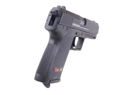 Replika pistoletu H&K USP P8 (CO2)